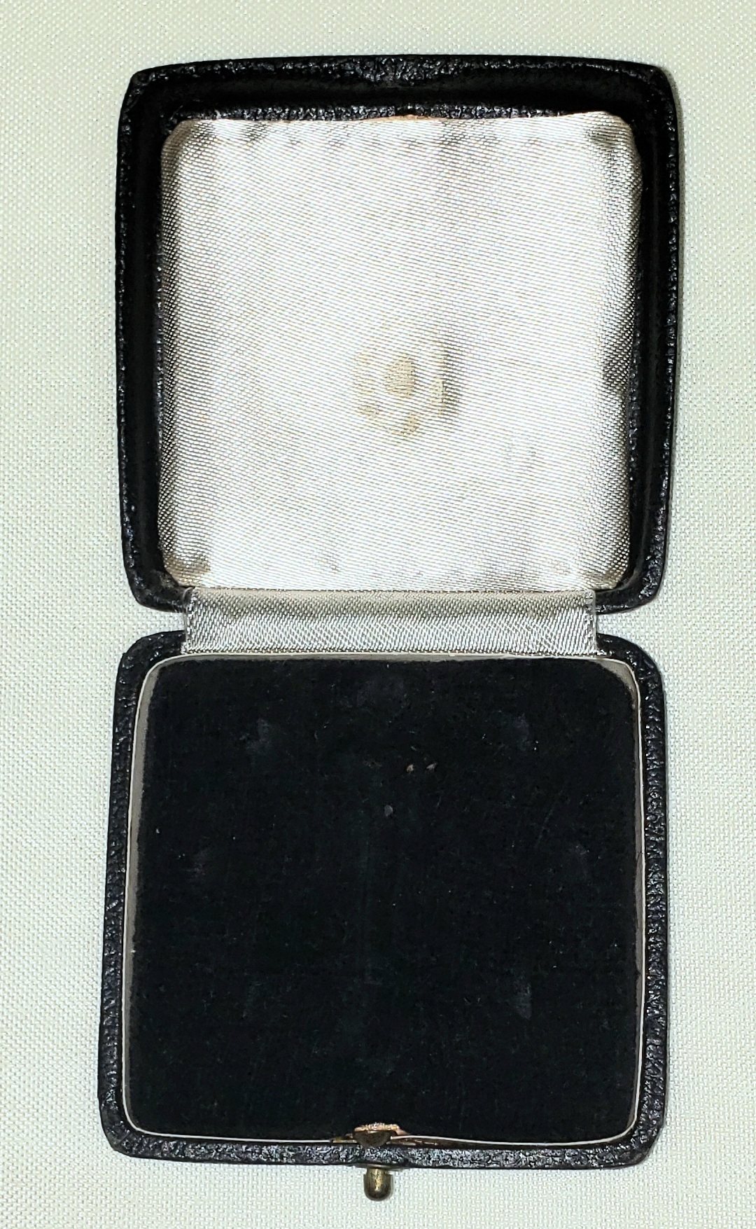 Army/ Waffen-SS Awards , Badges ,Insignia and related items.